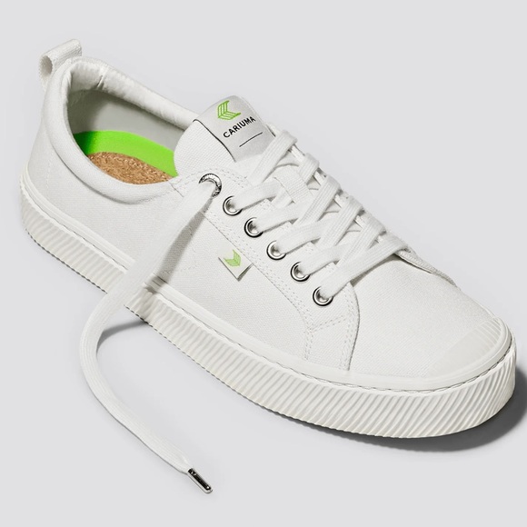 Cariuma Shoes - Cariuma OCA LOW OFF-WHITE CANVAS SNEAKER